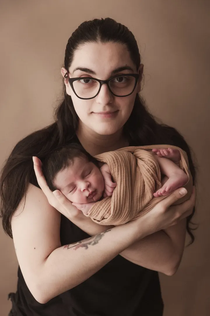 Ensaio de família com luz LEDWindow · Madre Santa Fine Art Boutique