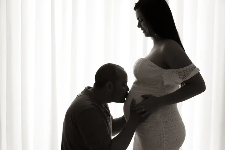 Maternity session with LEDWindow light
