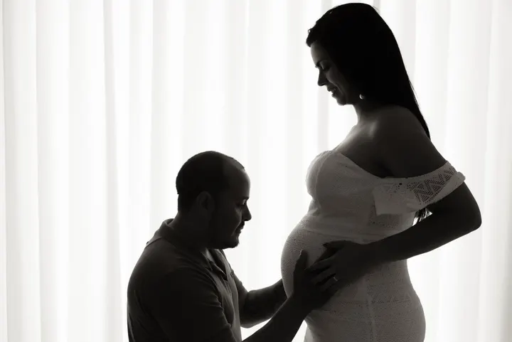 Maternity session with LEDWindow light